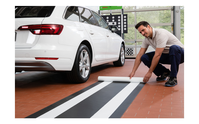 Zusatzbild 2 Kalibriermatten-Set für BOSCH DAS 3000 360 Grad Kameras 2. Generation (CTA 500-1) der Volkswagen-Gruppe